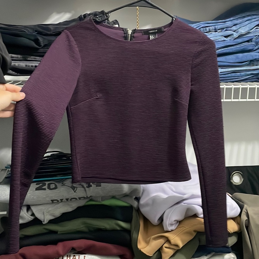 Purple cropped top